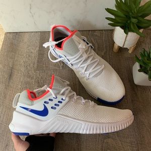 nike metcon free x white